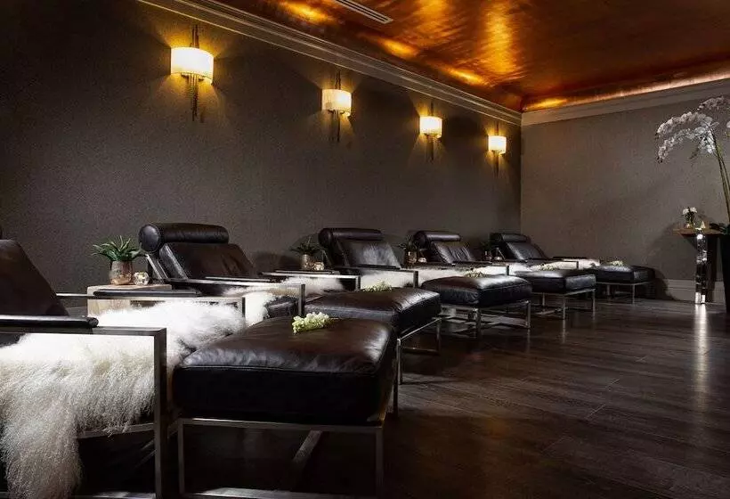 Hotelli The Lodges At Kilkea Castle