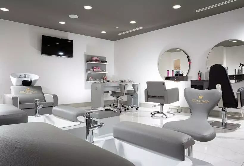 Hotelli The Lodges At Kilkea Castle