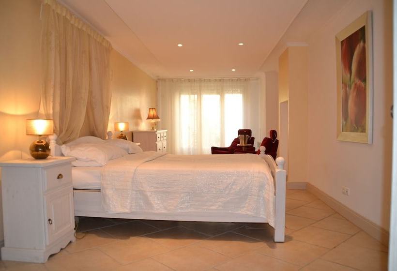 Les Magnolias Holiday Homes