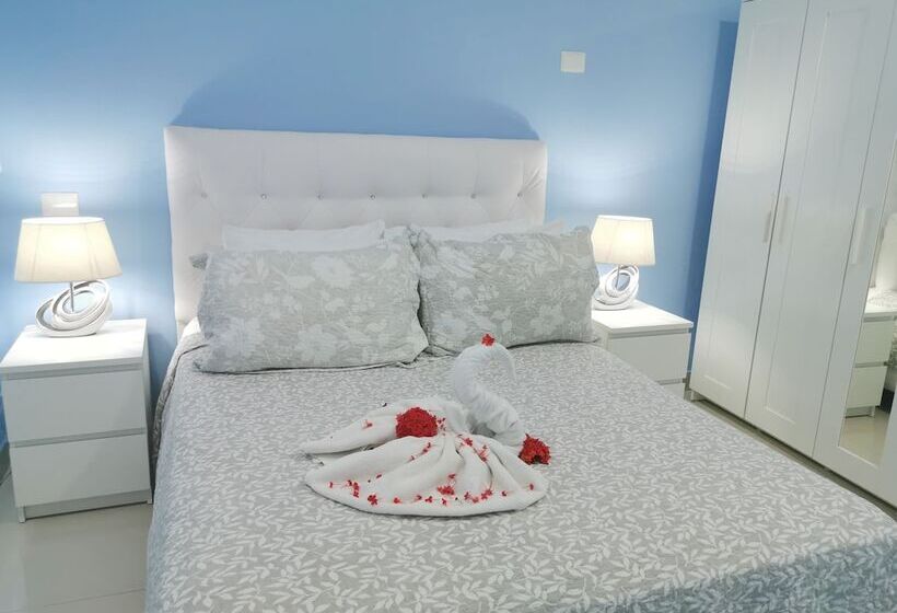 Rooftop Pool Studios Suites Ducassi Deluxe Hotel Beach Club & Spa