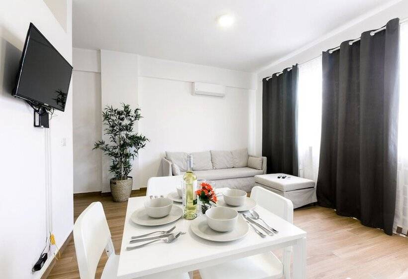 Rooftop Pool Studios Suites Ducassi Deluxe Hotel Beach Club & Spa