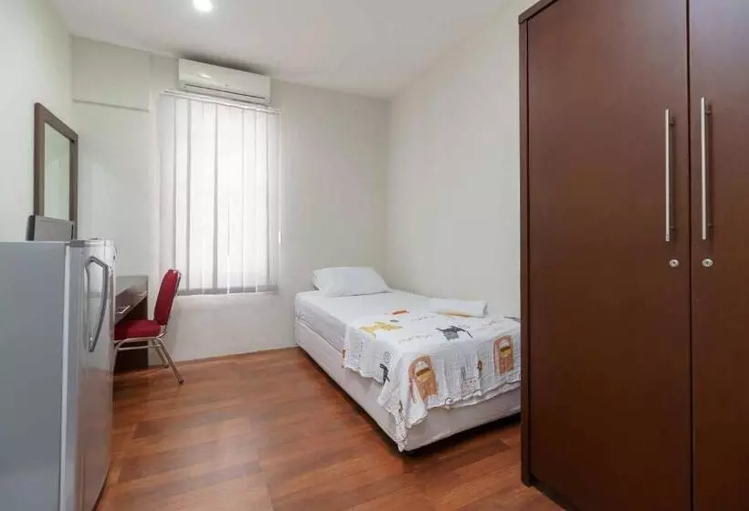 ホテル Avalon Karawaci Mitra Reddoorz