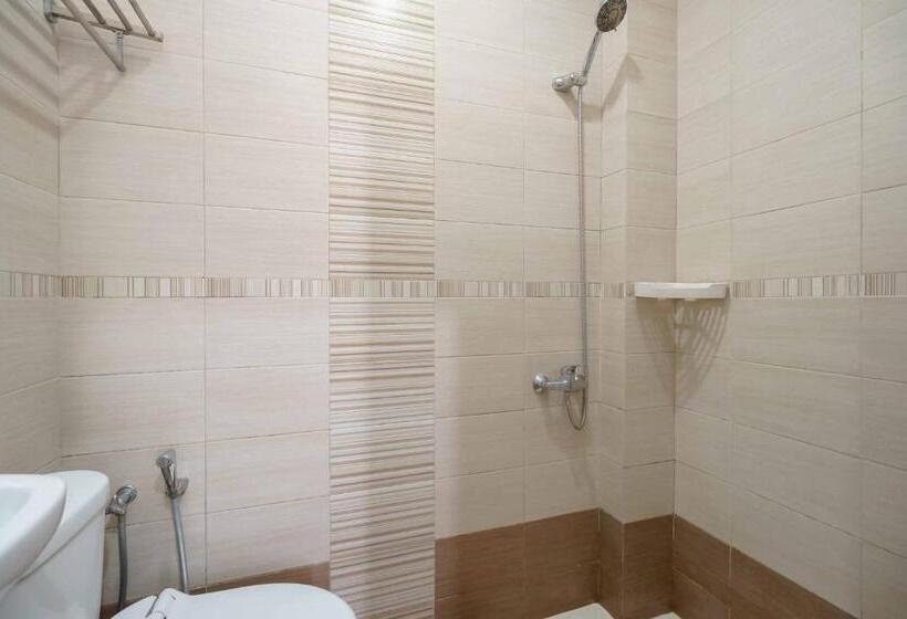 בית מלון כפרי Avalon Karawaci Mitra Reddoorz