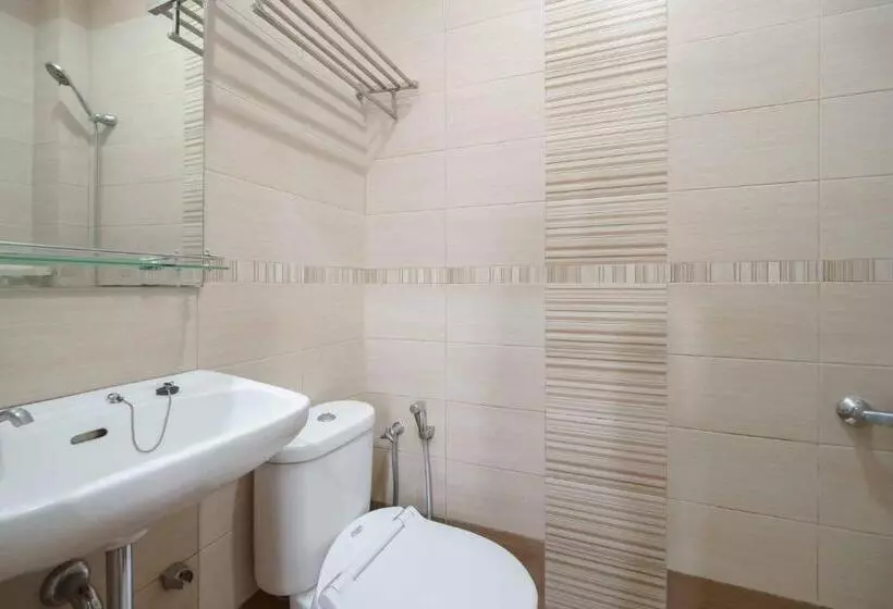 ホテル Avalon Karawaci Mitra Reddoorz