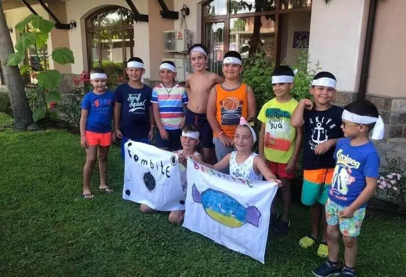 هتل Oasis Del Mare