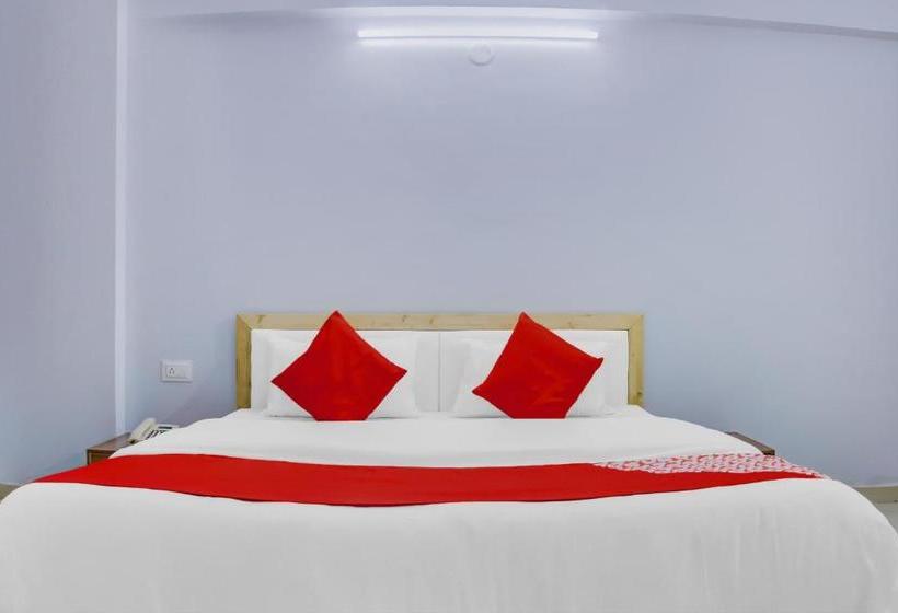 فندق Oyo 75173  Regency