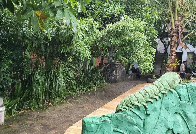 בית מלון כפרי Oyo 90093 Dw