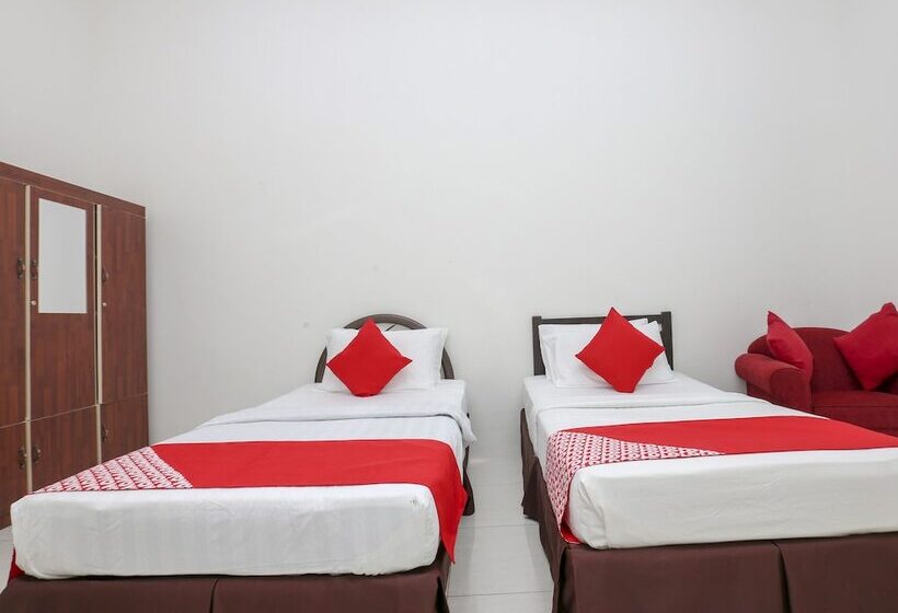 בית מלון כפרי Oyo 90135 Saujana Villa Cherok Paloh