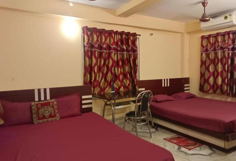 ホテル Raj Airport