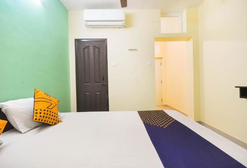 Hotel Spot On 76330 Apple Park Inn