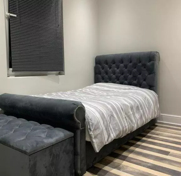 The Luxe Apartments   Burton Upon Trent   Short & Long Stay Luxury Accommodation