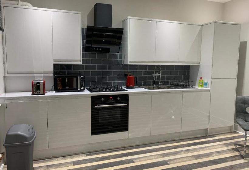 The Luxe Apartments   Burton Upon Trent   Short & Long Stay Luxury Accommodation