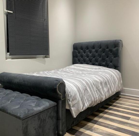 The Luxe Apartments   Burton Upon Trent   Short & Long Stay Luxury Accommodation