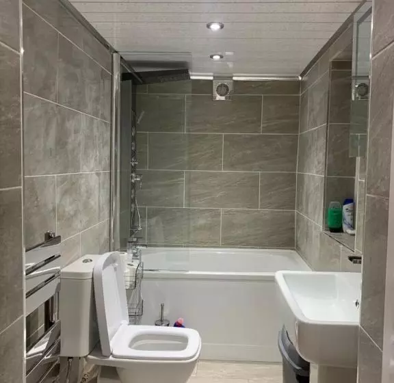 The Luxe Apartments   Burton Upon Trent   Short & Long Stay Luxury Accommodation