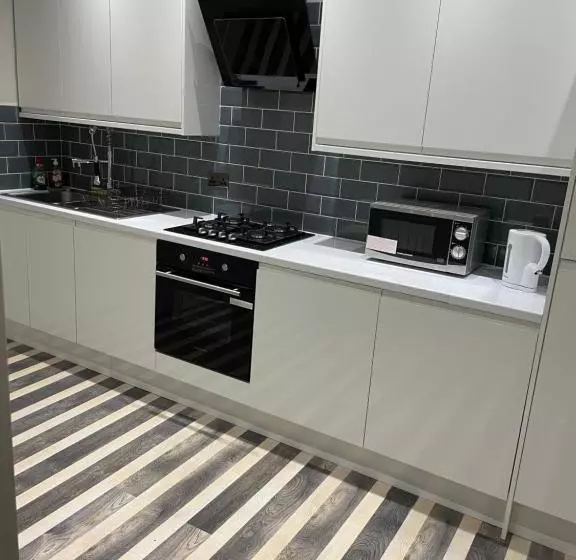 The Luxe Apartments   Burton Upon Trent   Short & Long Stay Luxury Accommodation