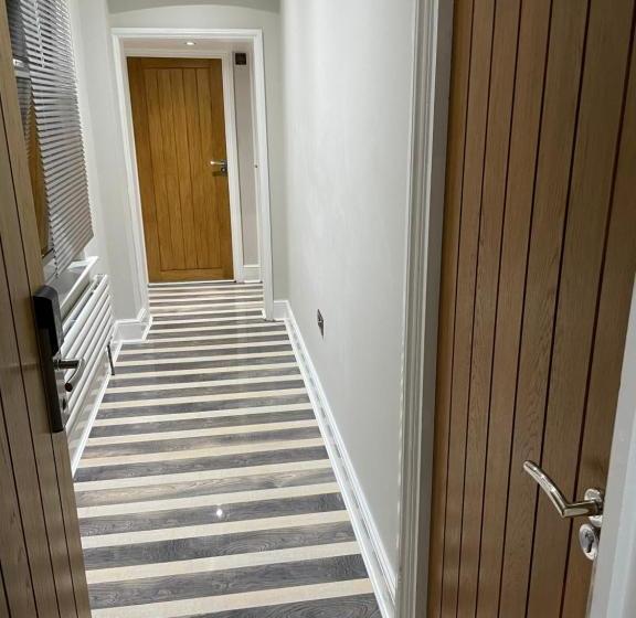 The Luxe Apartments   Burton Upon Trent   Short & Long Stay Luxury Accommodation