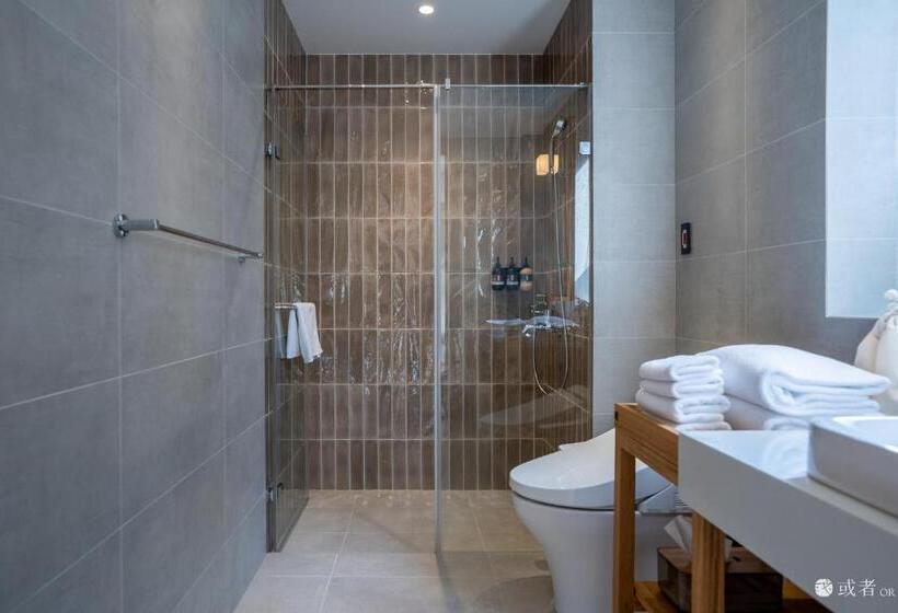 تختخواب و صبحانه Or Inn