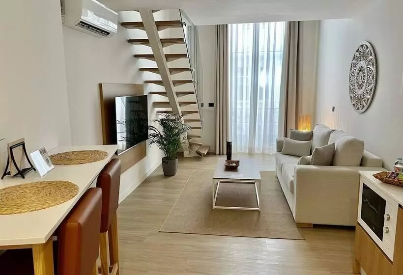 هتل Emblemático Hi Suites