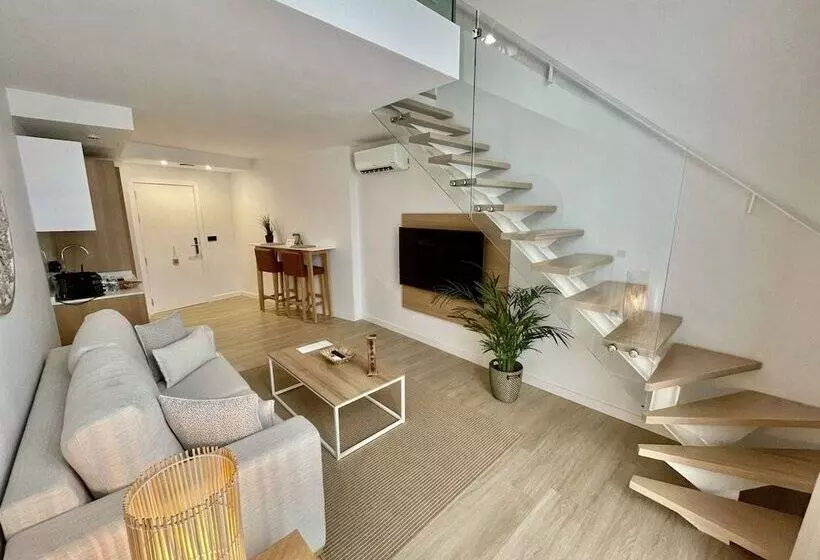 هتل Emblemático Hi Suites