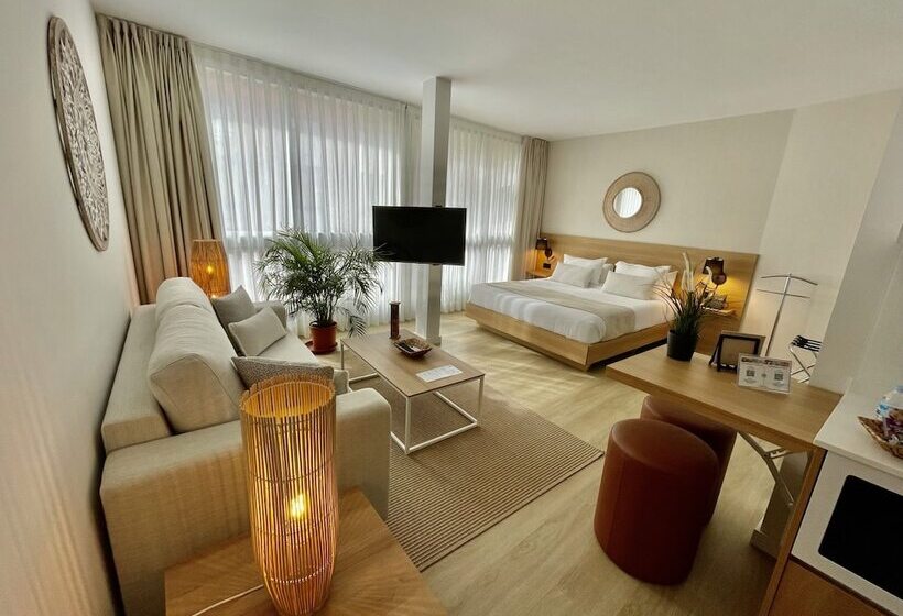 هتل Emblemático Hi Suites