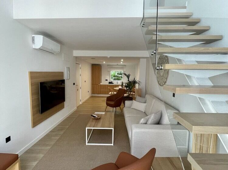 هتل Emblemático Hi Suites