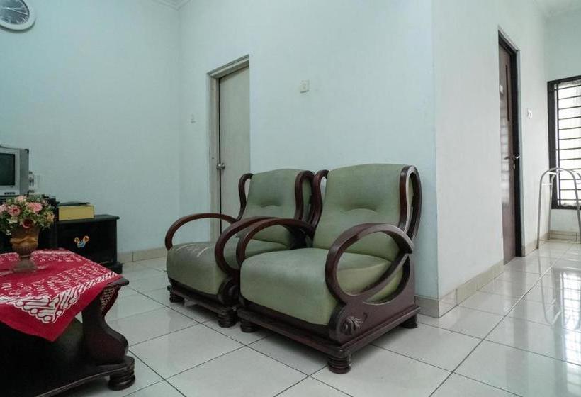 Otel Koolkost @ Anggrek Residence Serpong