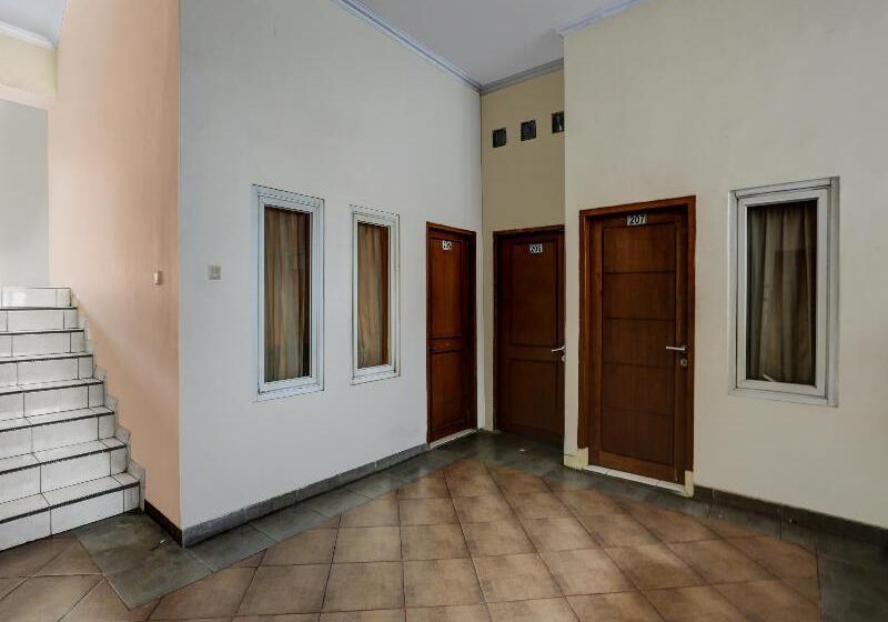 Szálloda Oyo 90068 Exclusive Barkah Residence Syariah