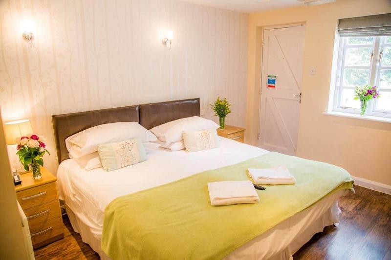 فندق Stay And Relax At The Yew Tree