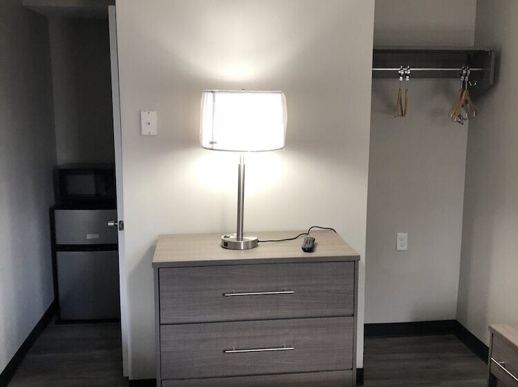 Trolley Stop Motel, Media ,near Phl Airport Pa