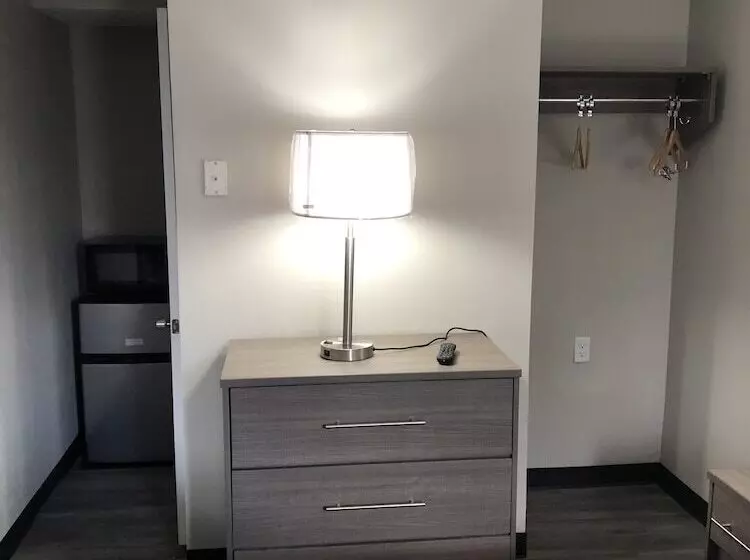 Trolley Stop Motel, Media ,near Phl Airport Pa