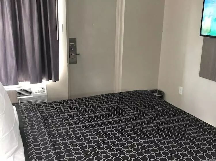 Trolley Stop Motel, Media ,near Phl Airport Pa