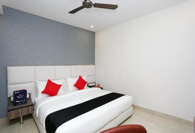 בית מלון כפרי Capital O46294 K K Residency