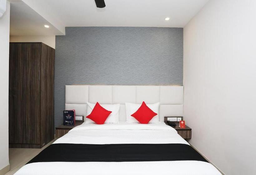 בית מלון כפרי Capital O46294 K K Residency