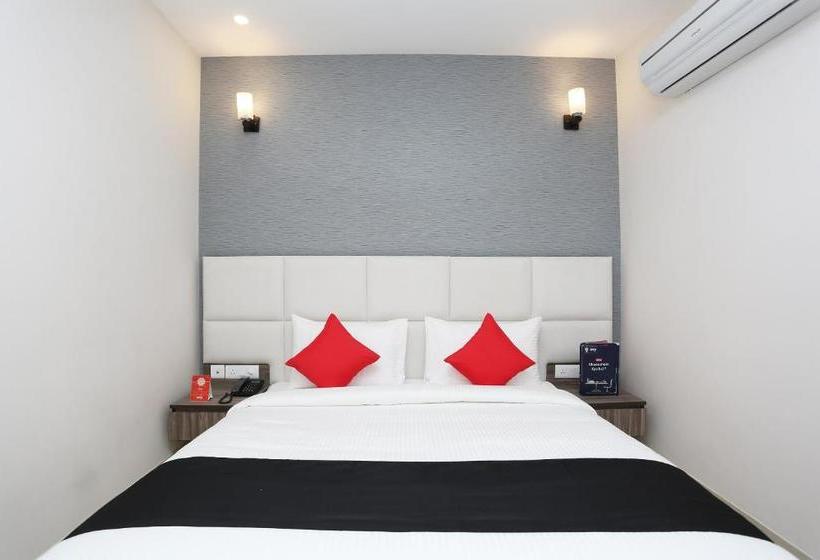 בית מלון כפרי Capital O46294 K K Residency