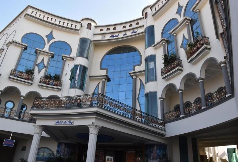 هتل De Raj Sialkot