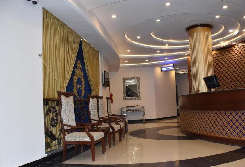 هتل De Raj Sialkot