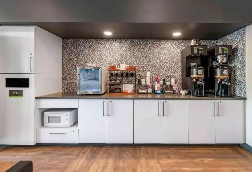 Hotelli Extended Stay America Premier Suites  Orlando  Sanford