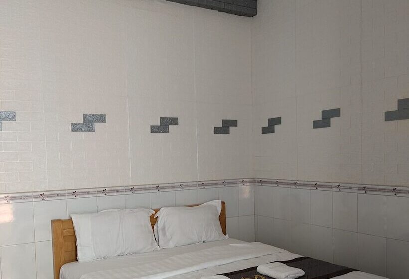 هتل Khách Sạn Hoa Anh Anh