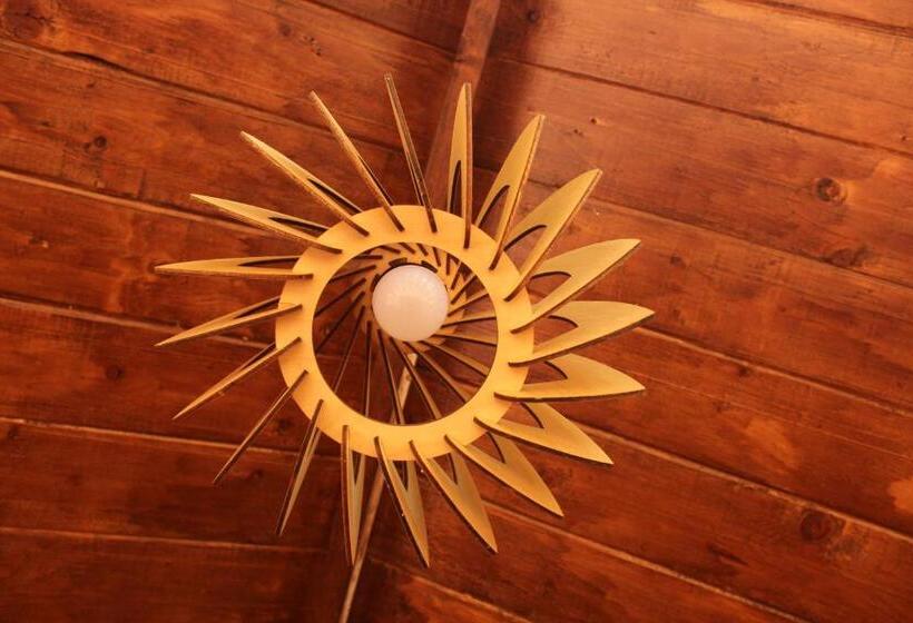 Отель Lotusfeet Beach Resort Morjim