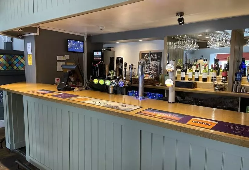 Hotelli The George Inn