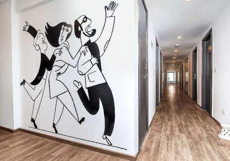 Otel Townhouse Nangal Raya Pankha Road