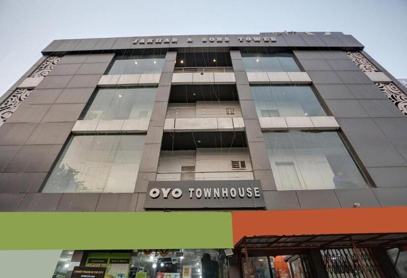 Otel Townhouse Nangal Raya Pankha Road