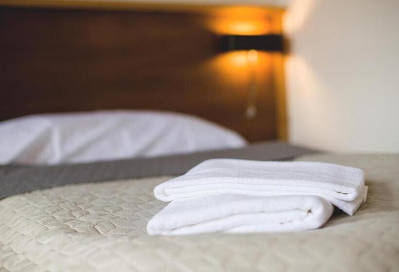 פנסיון Penzión átrium