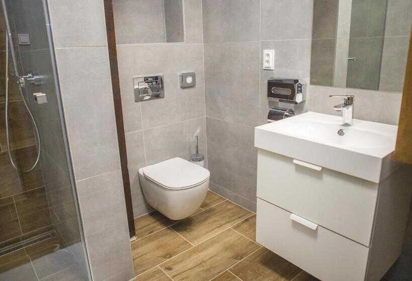 פנסיון Penzión átrium