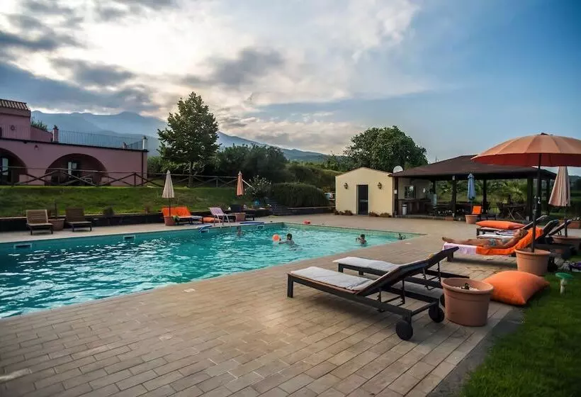 هتل Agriturismo Tenuta San Michele