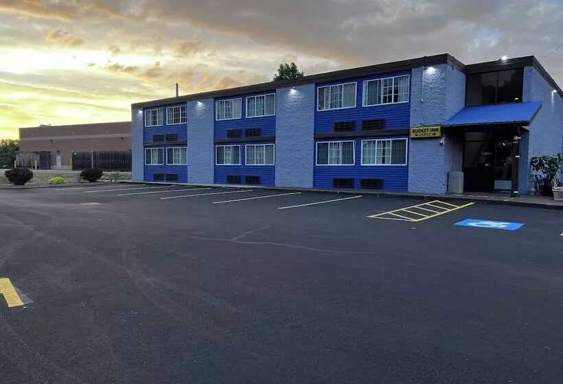 בית מלון כפרי Budget Inn Bath