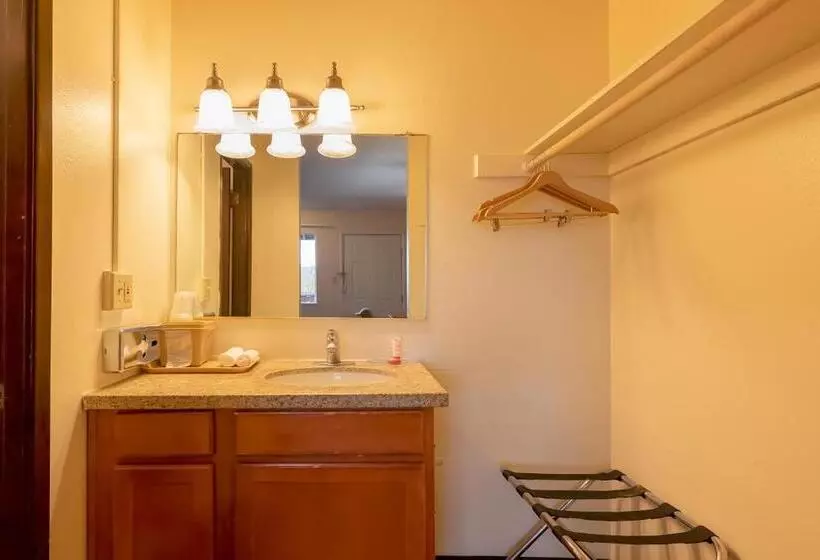 酒店 Chehalis I5 South