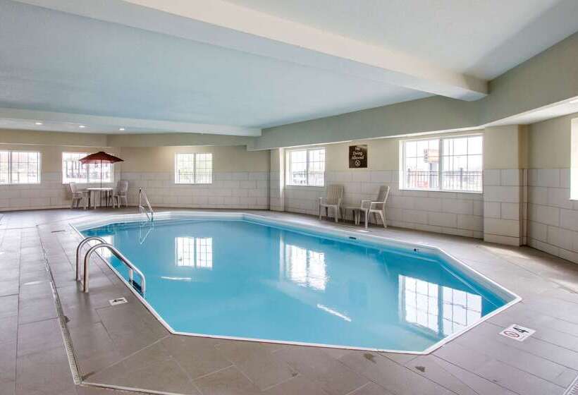 فندق Comfort Inn & Suites Bellevue   Omaha Offutt Afb