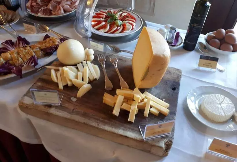 ホテル Eremo Della Giubiliana