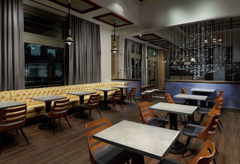 ホテル Hilton Garden Inn Annapolis Downtown